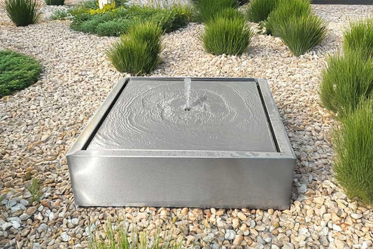 Wassertisch aus Edelstahl "La Table Q"