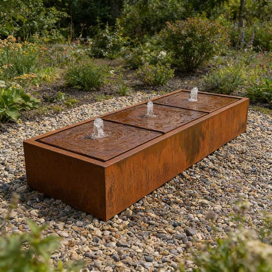 Wassertisch aus Cortenstahl "La Table R"