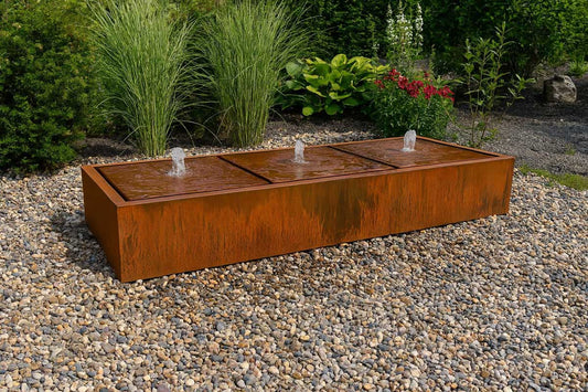 Wassertisch aus Cortenstahl "La Table R"