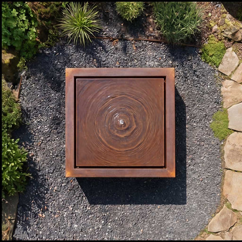 Wassertisch aus Cortenstahl "La Table Q"