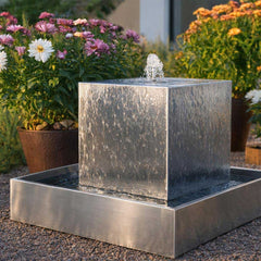 Gartenbrunnen aus Edelstahl "Le Cube"