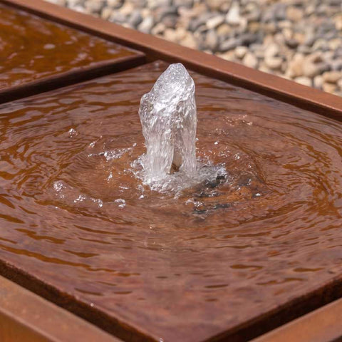 Wassertisch aus Cortenstahl "La Table R"