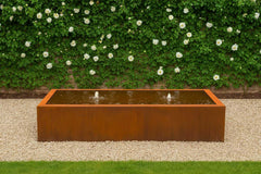 Wassertisch aus Cortenstahl "La Table R"