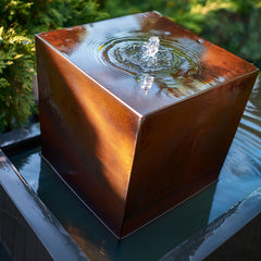Gartenbrunnen aus Cortenstahl "Le Cube" in Cortenstahlbecken