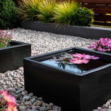 Wasserbecken aus farbig pulverbeschichtetem Aluminium "Le Bassin Q"