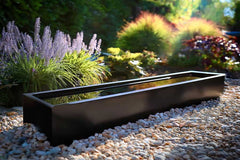 Wasserbecken aus farbig pulverbeschichtetem Aluminium "Le Bassin R"