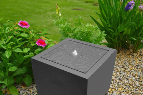 Wassertisch aus Aluminium " La Table Q"
