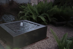 Wassertisch aus Aluminium " La Table Q"